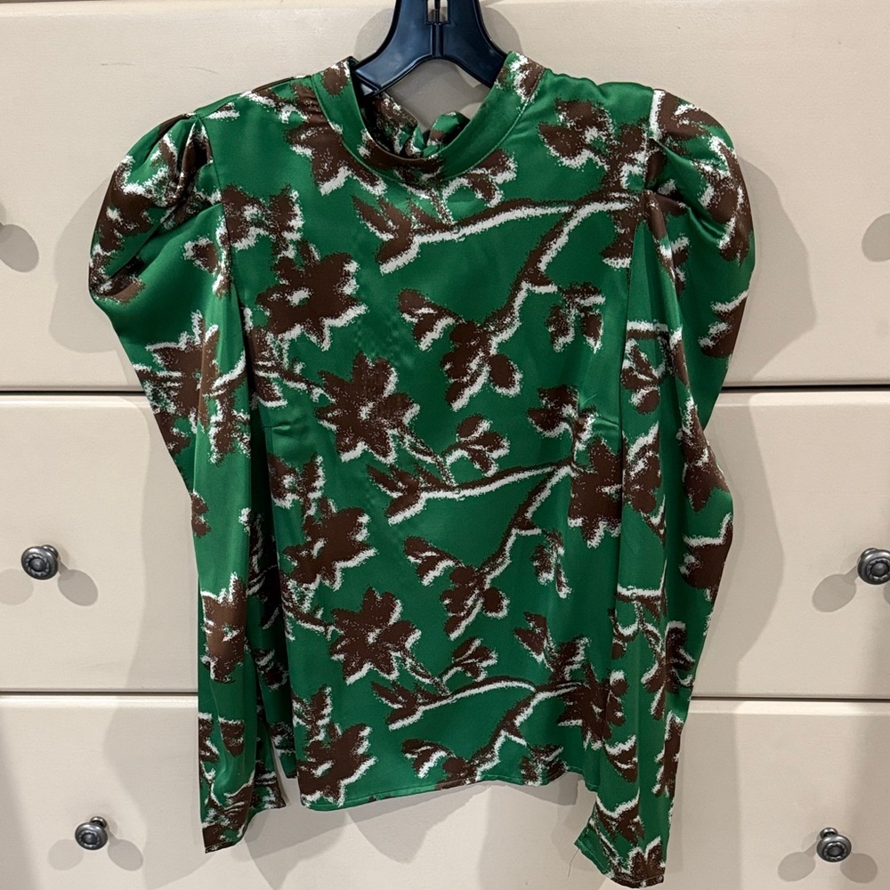 TCEC Green and Brown Floral Long Sleeve Blouse